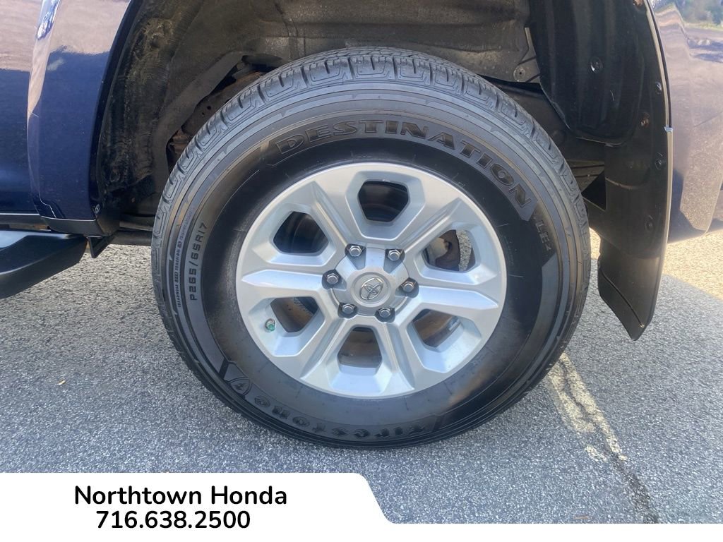 Used 2021 Toyota 4Runner SR5 Premium w/ Moonroof Package AWD/4WD image 13