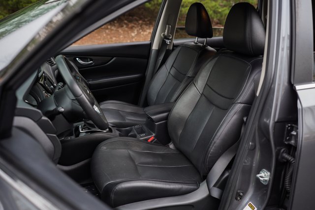 Used 2020 Nissan Rogue SL FWD image 21