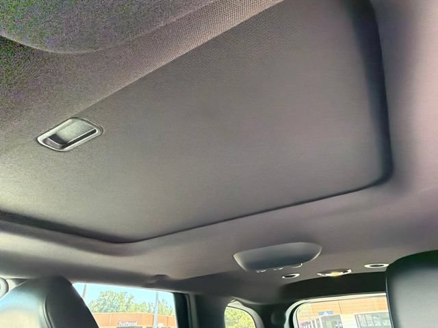Used 2025 Dodge Durango R/T AWD/4WD image 31