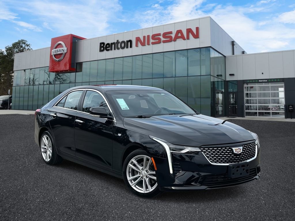 Used 2024 Cadillac CT4 Luxury image 2