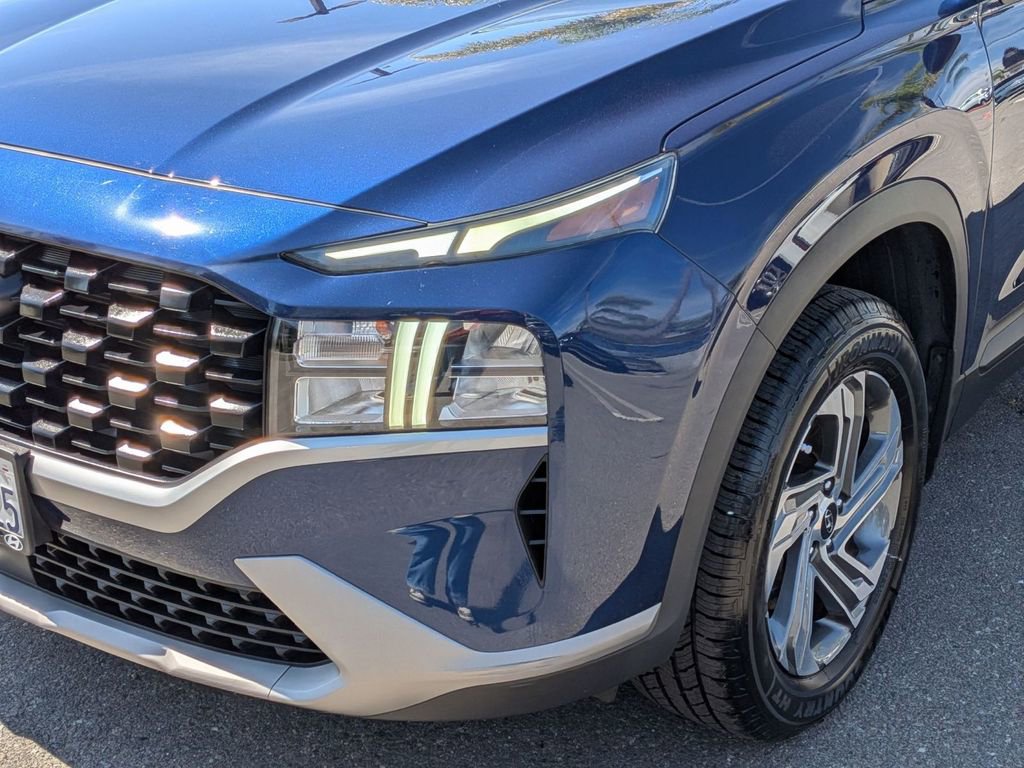 Certified 2023 Hyundai Santa Fe SE image 9