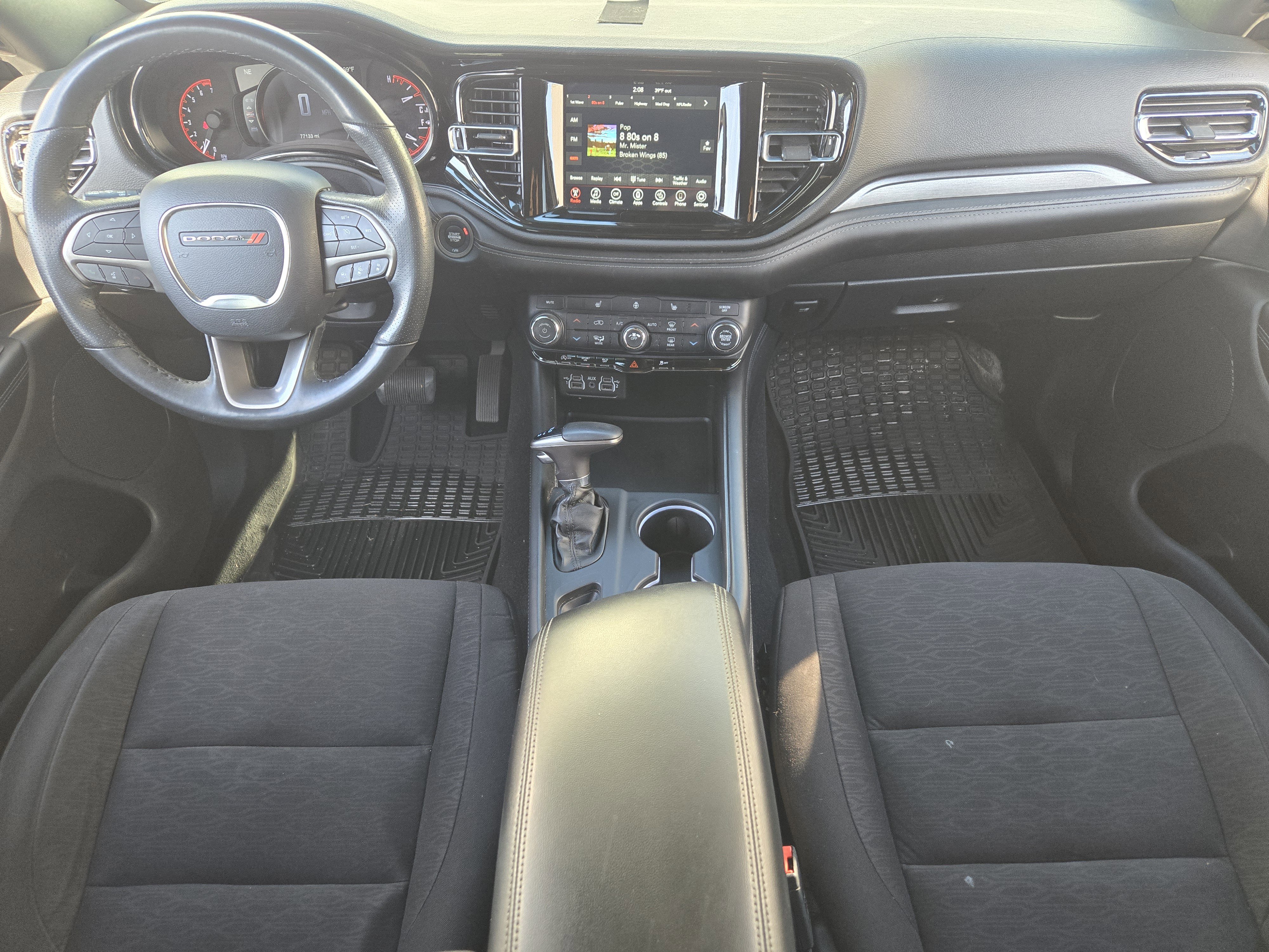 Used 2023 Dodge Durango SXT w/ SXT Blacktop Group image 28