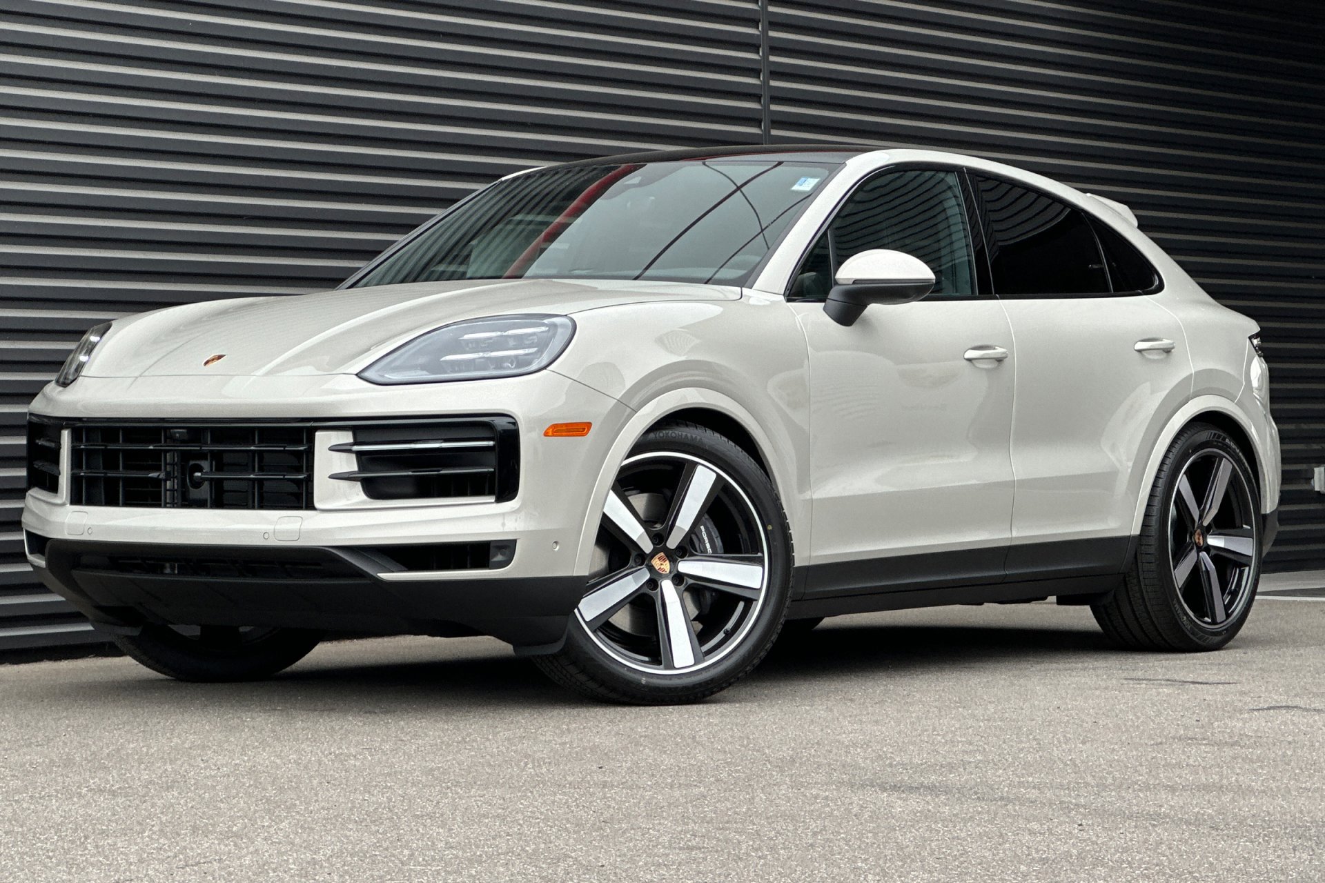 New 2026 Porsche Cayenne Coupe image 1