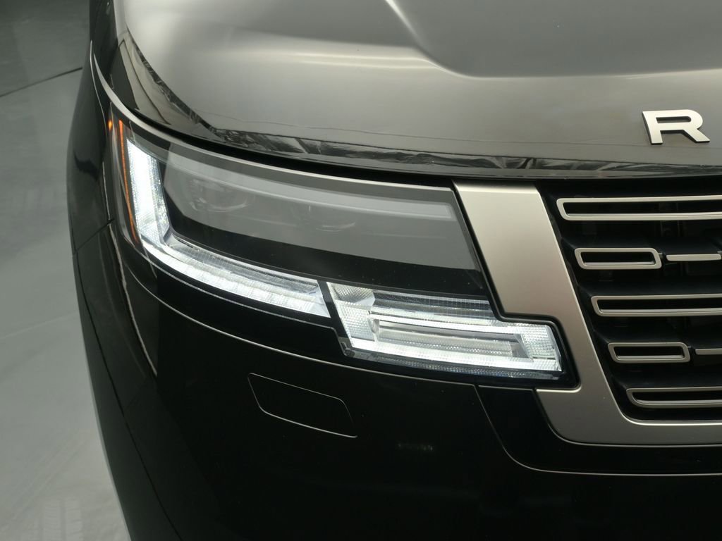 Used 2023 Land Rover Range Rover SE AWD/4WD image 11