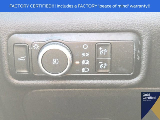 Used 2024 Ford Explorer XLT w/ Equipment Group 202A AWD/4WD image 27