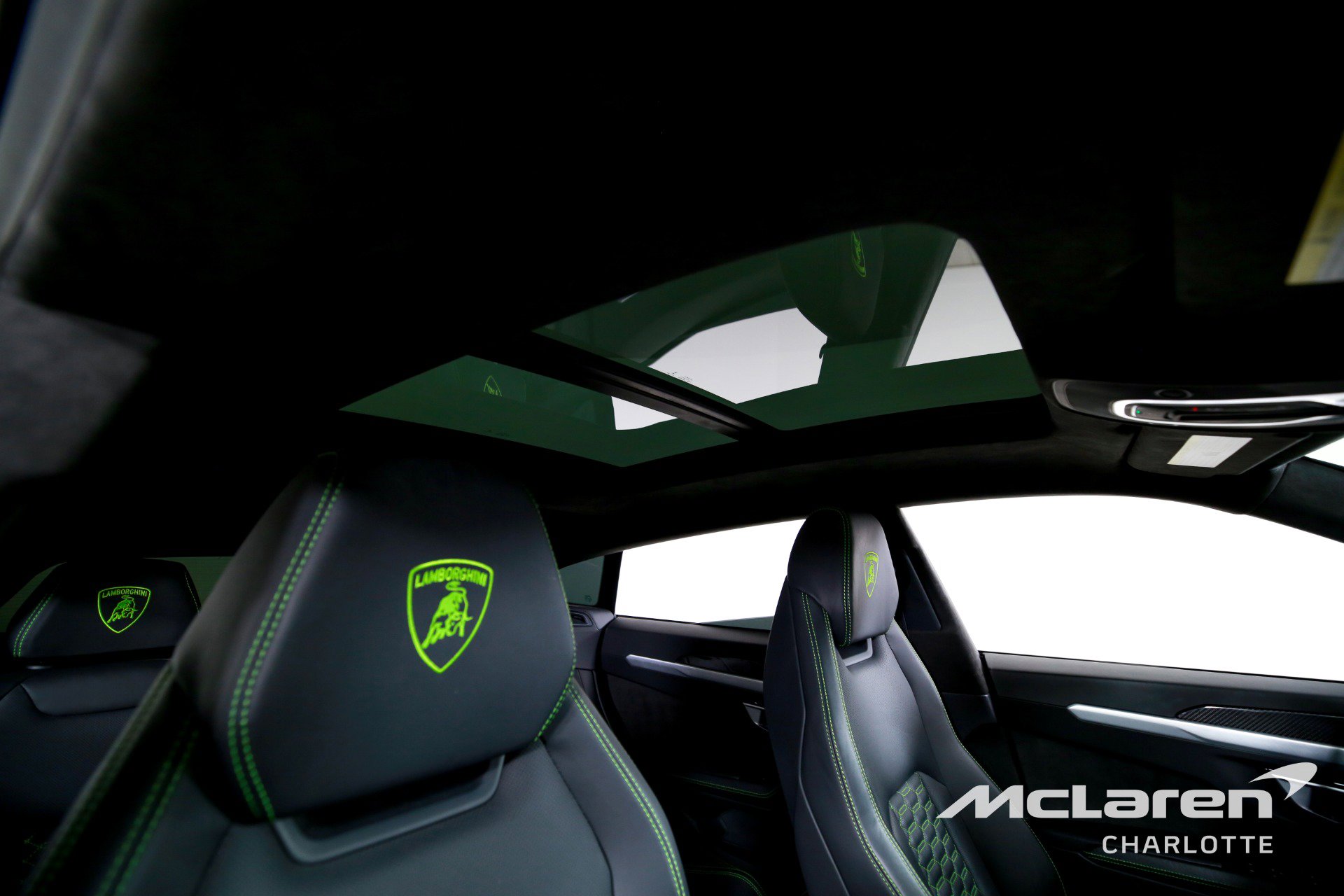 Used 2020 Lamborghini Urus image 30