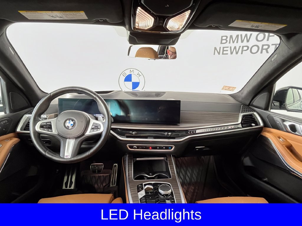 Used 2024 BMW X7 xDrive40i w/ M Sport Package AWD/4WD image 5