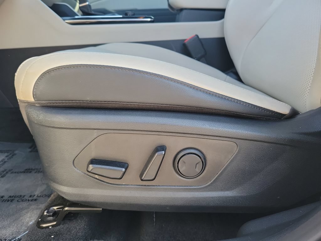 Used 2024 Kia Sportage EX FWD image 18