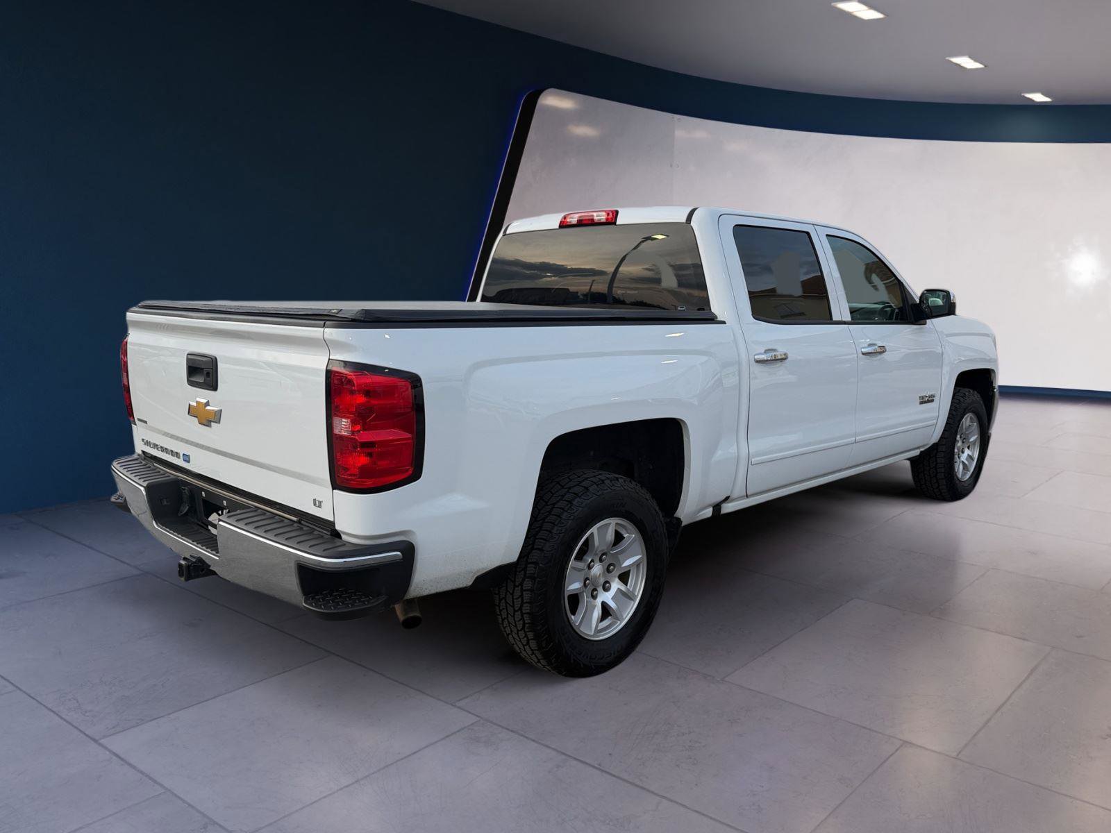 Used 2018 Chevrolet Silverado 1500 LT w/ LT Eassist Package image 5