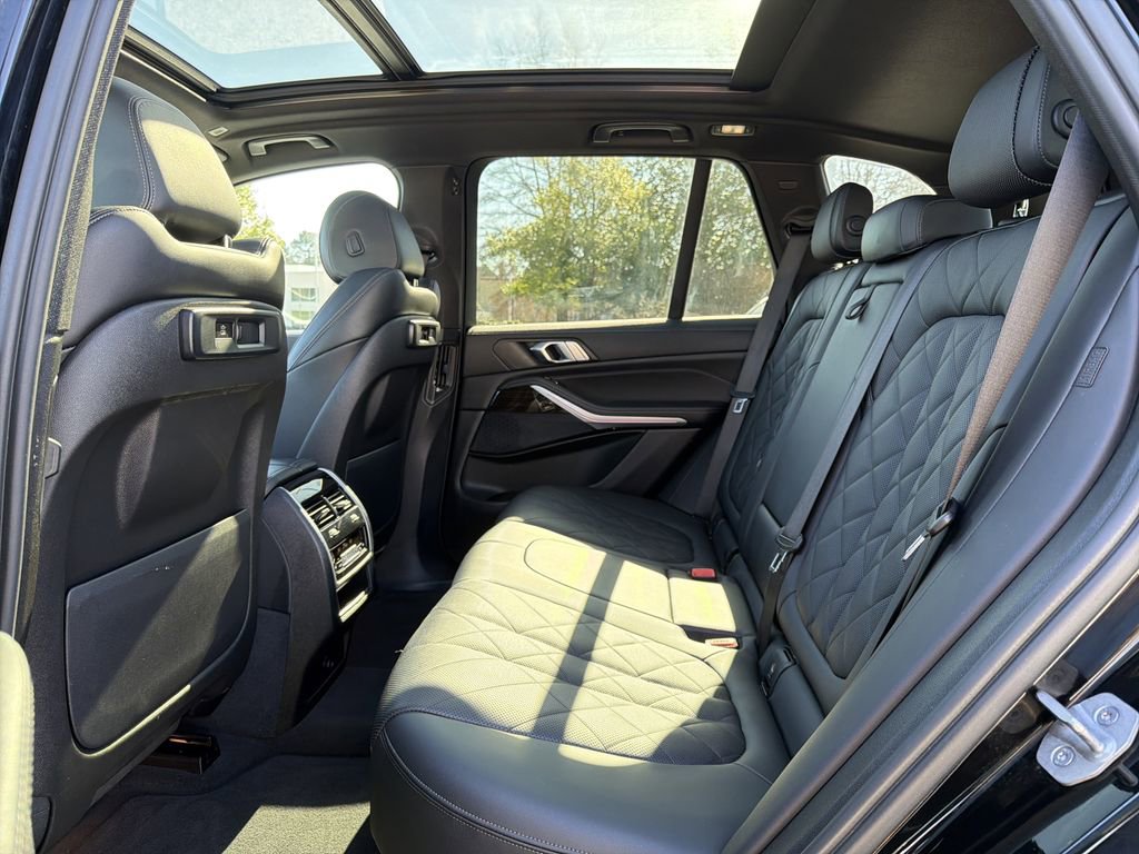 Used 2023 BMW X5 sDrive40i image 14