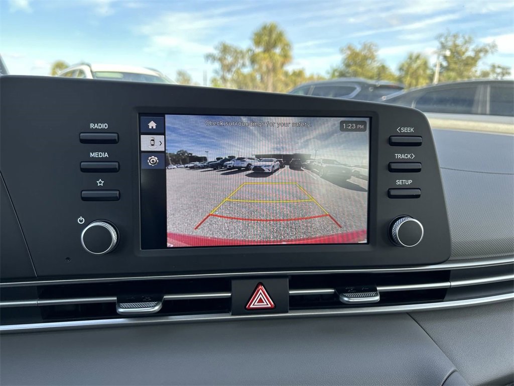 New 2026 Hyundai Elantra SE image 6