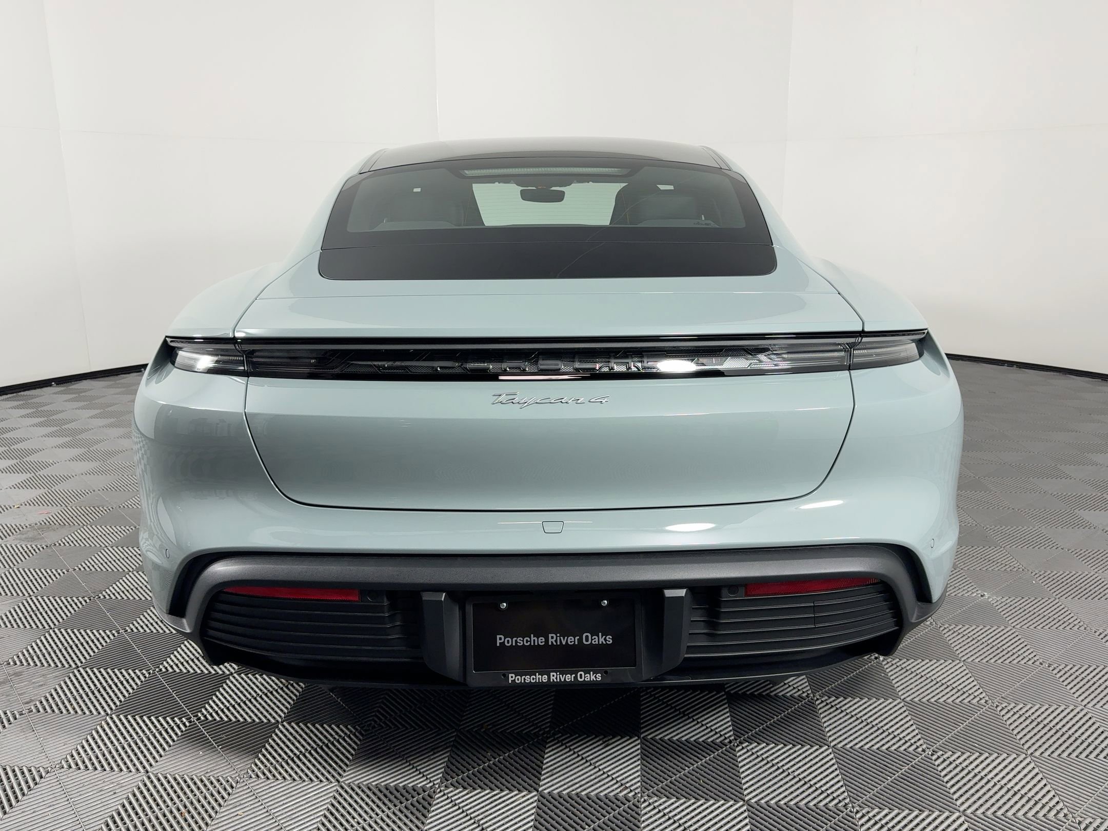 New 2026 Porsche Taycan image 10