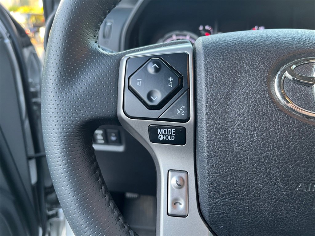 Used 2022 Toyota 4Runner Limited image 22