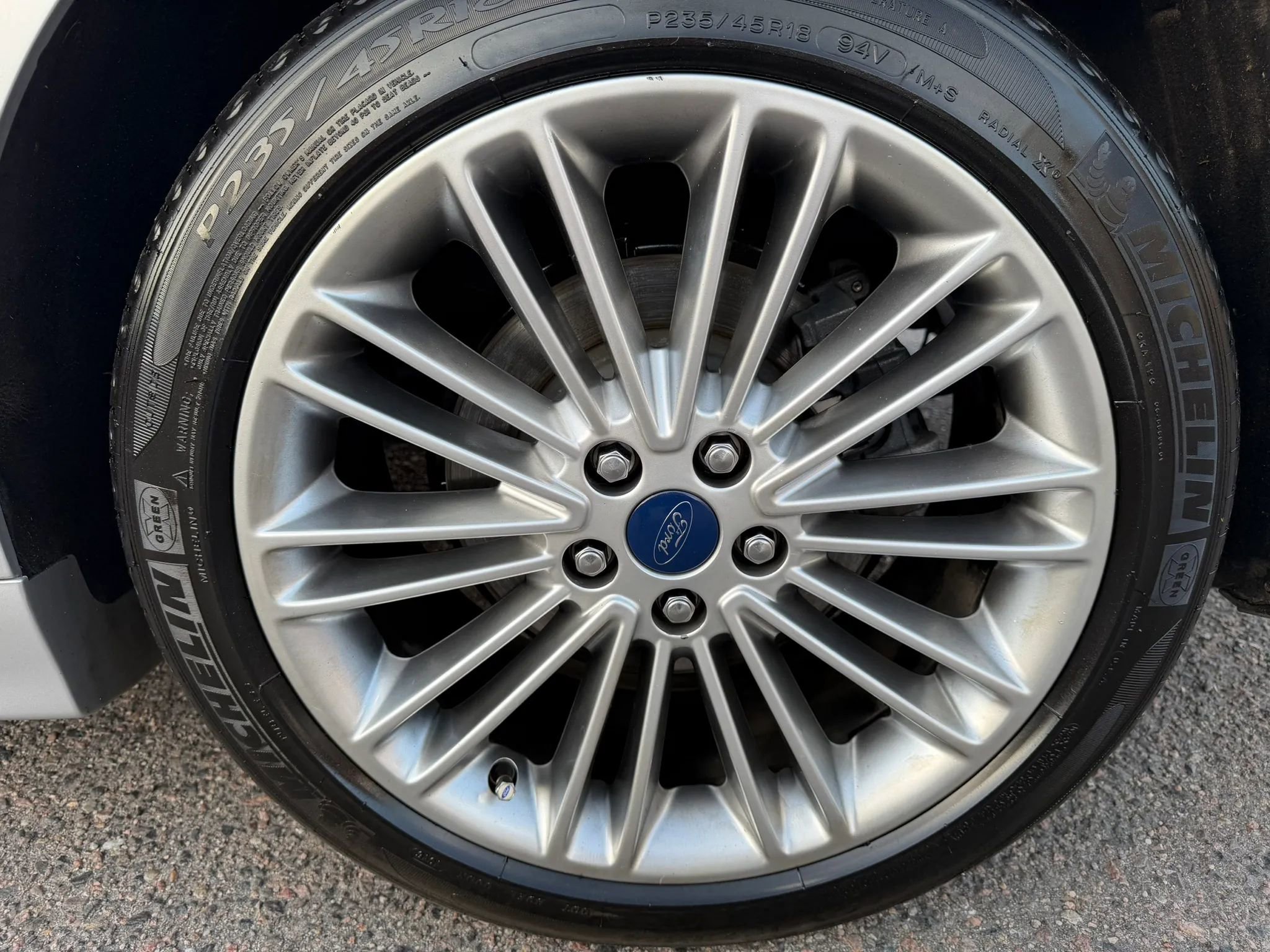 Used 2014 Ford Fusion SE w/ Equipment Group 202A image 11