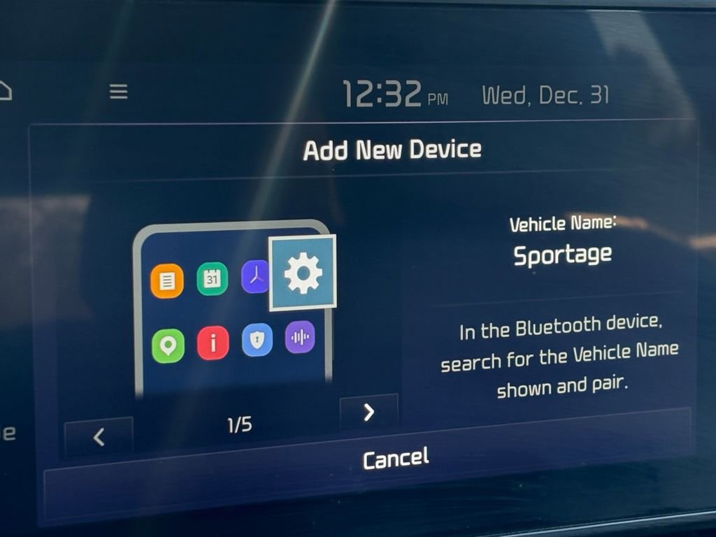 Used 2024 Kia Sportage EX image 16