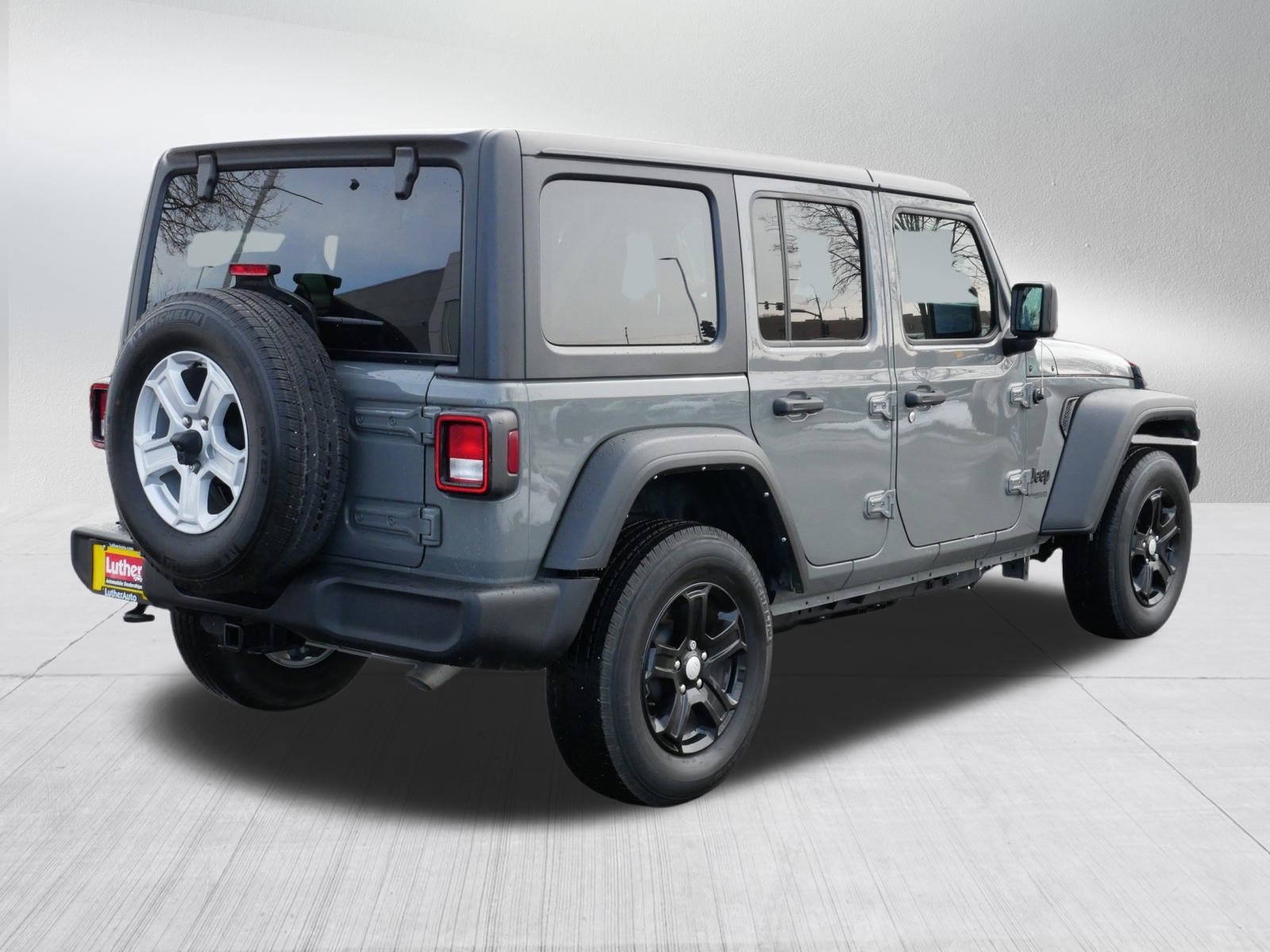 Used 2022 Jeep Wrangler Unlimited Sport image 7