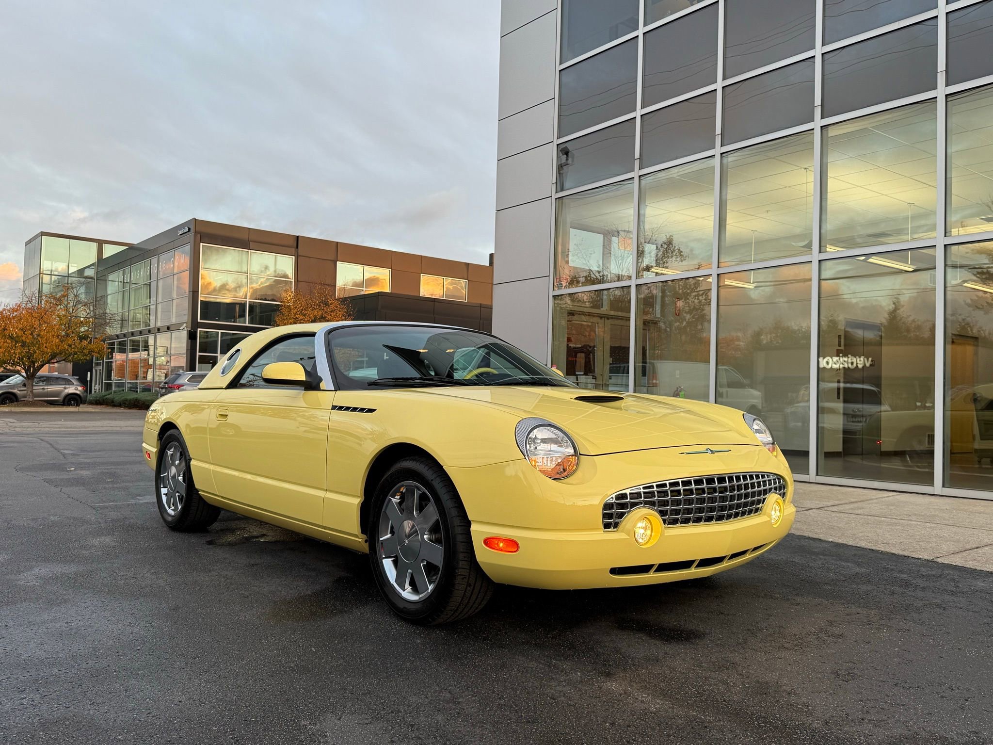 Used 2002 Ford Thunderbird