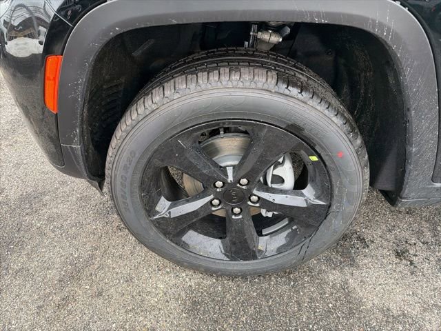 New 2026 Jeep Grand Cherokee Limited image 10