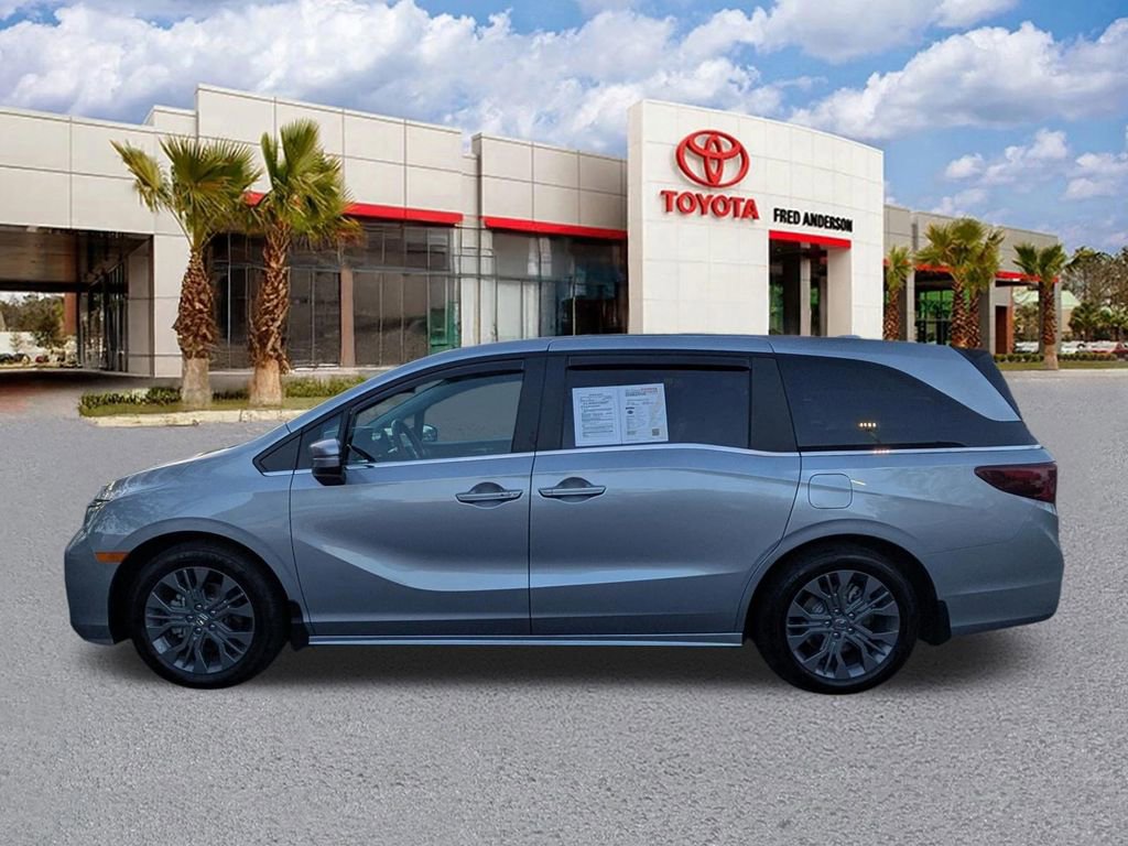 Used 2025 Honda Odyssey Touring image 7
