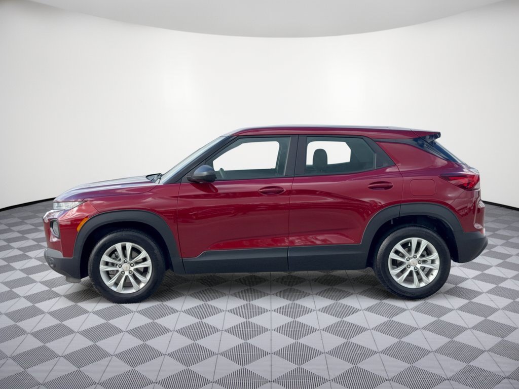 Certified 2023 Chevrolet TrailBlazer LS FWD image 2