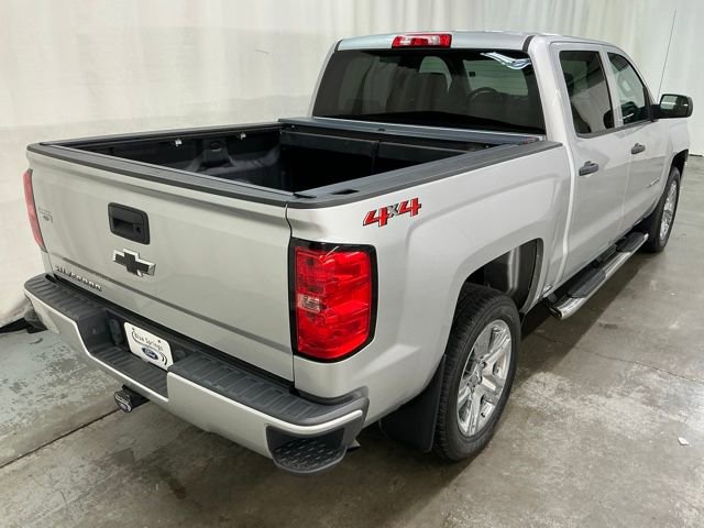 Used 2018 Chevrolet Silverado 1500 Custom w/ Custom Value Package image 3