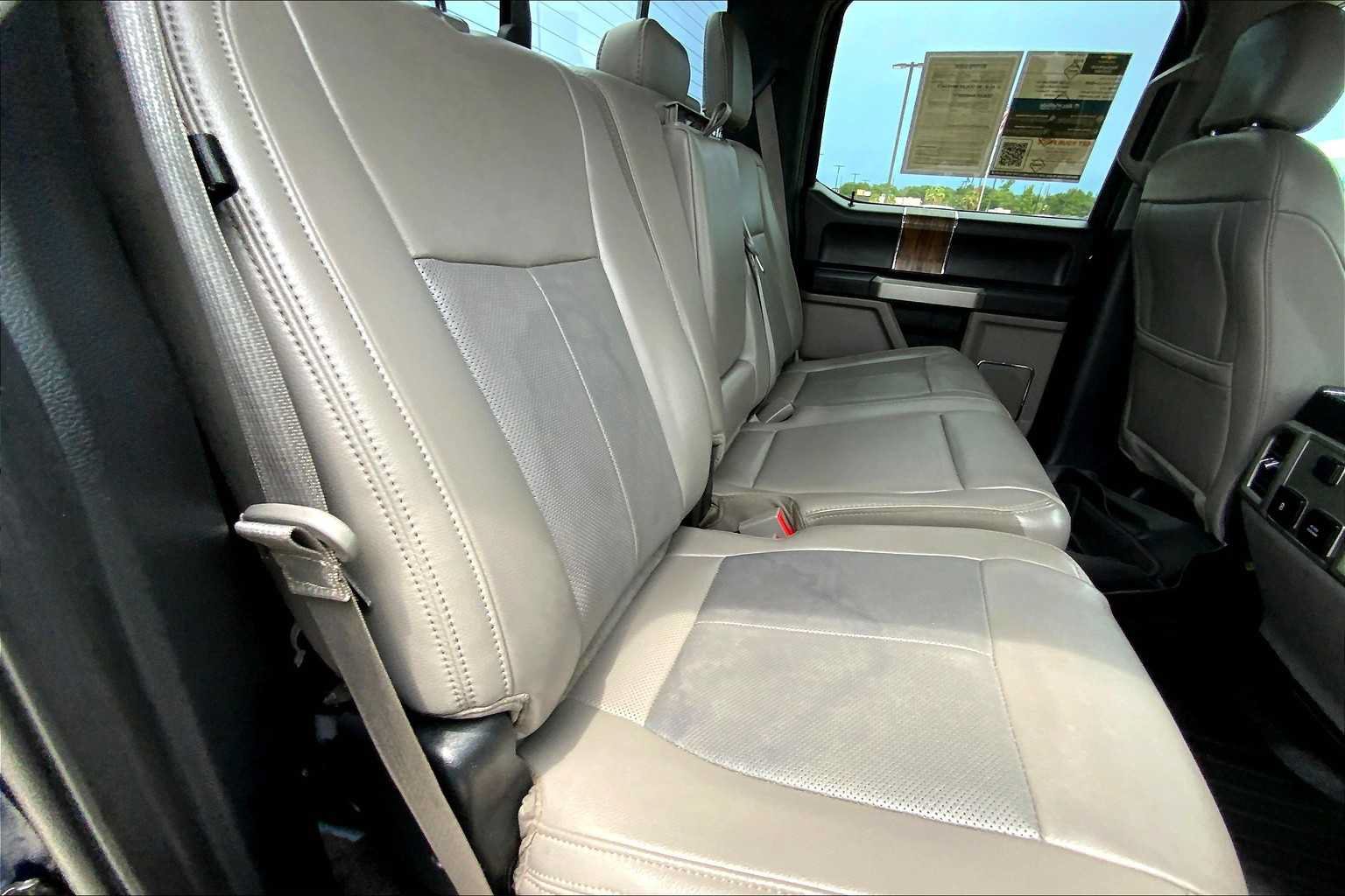 Used 2020 Ford F150 Lariat RWD image 19