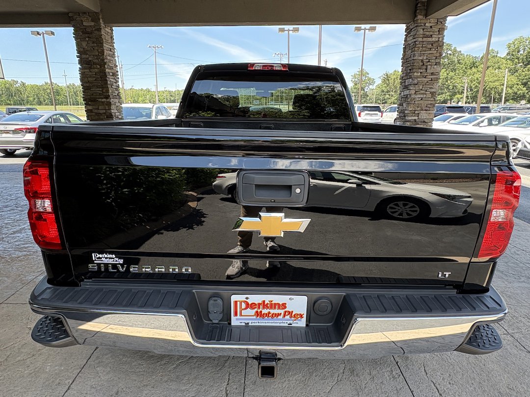 Used 2018 Chevrolet Silverado 1500 LT w/ All Star Edition AWD/4WD image 7