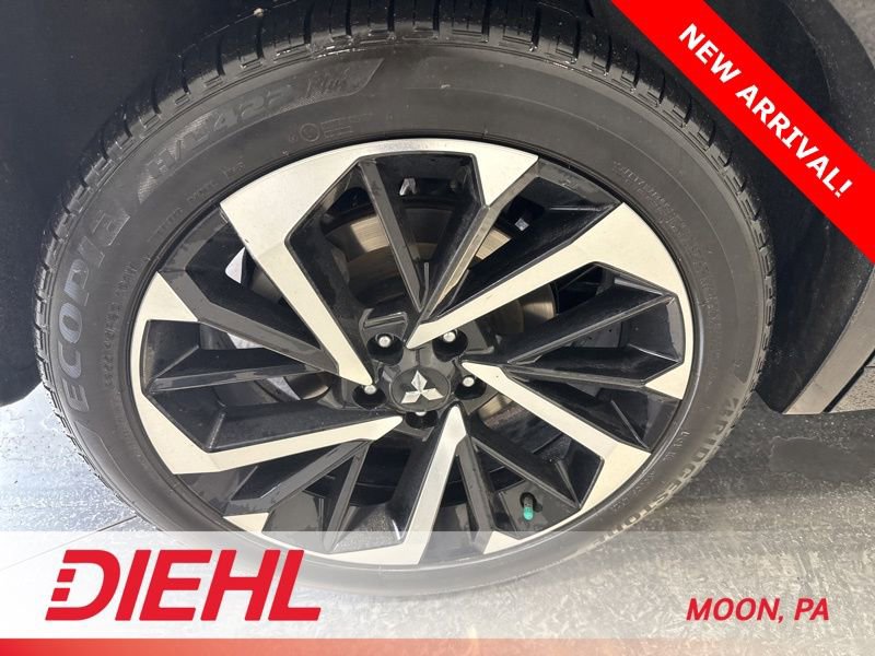 Used 2024 Mitsubishi Outlander SEL image 8