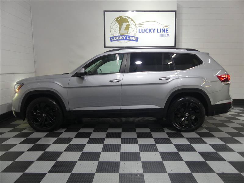 Used 2022 Volkswagen Atlas SE w/ Panoramic Sunroof Package FWD image 7