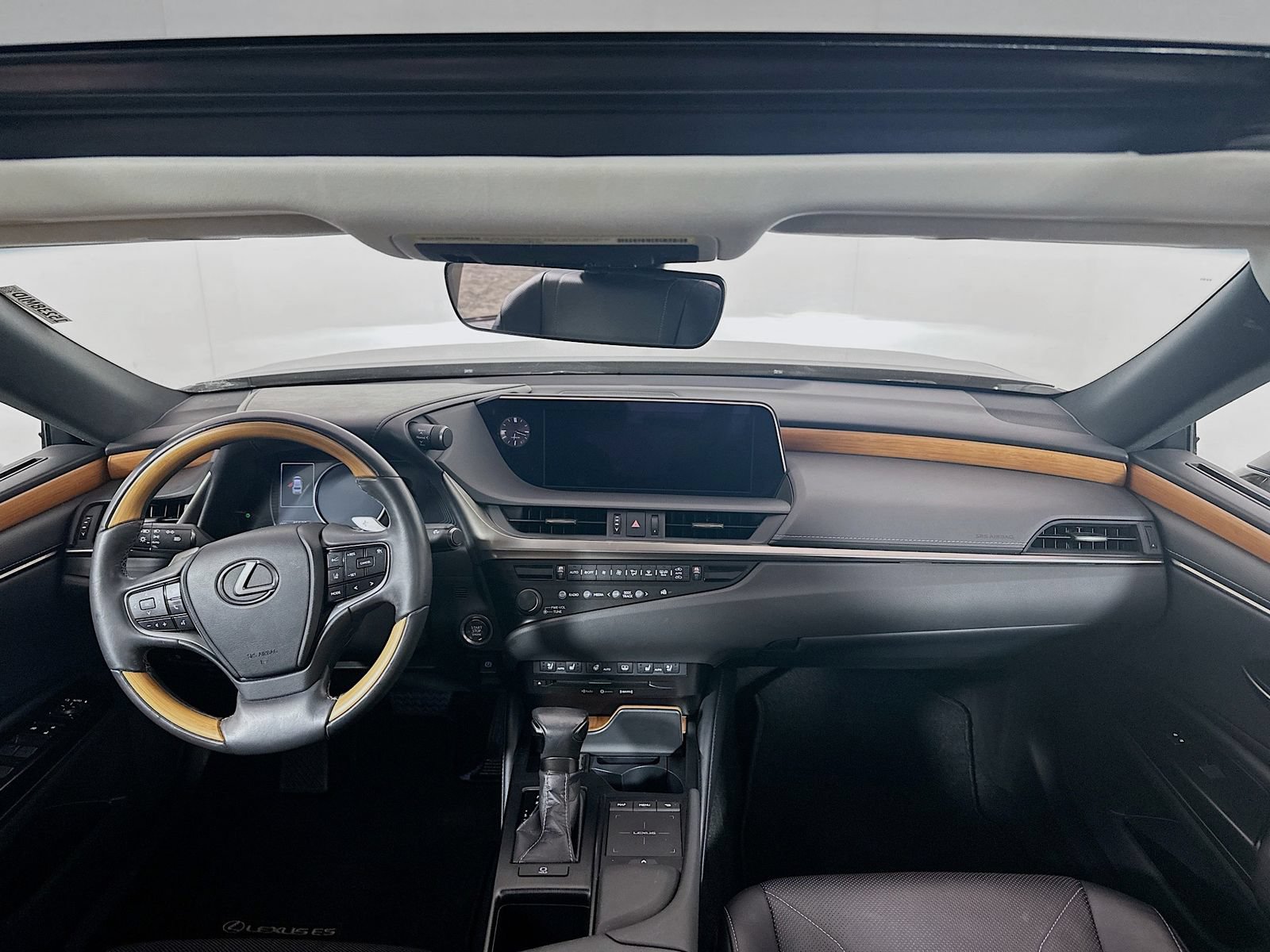 Used 2020 Lexus ES 350 w/ Accessory Package 2 FWD image 24