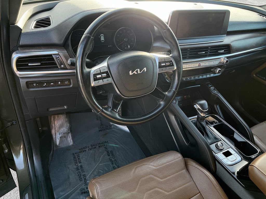 Used 2022 Kia Telluride SX w/ SX Prestige Package image 9