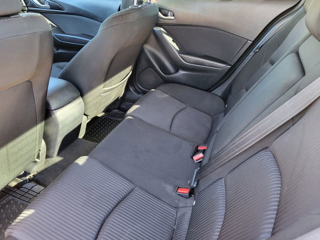 Used 2014 MAZDA MAZDA3 i Touring w/ Technology Package image 30