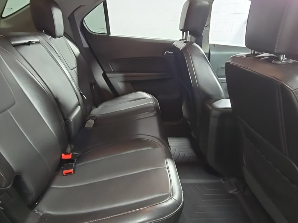 Used 2017 Chevrolet Equinox LT AWD/4WD image 33