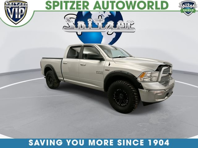 Used 2019 RAM 1500 Classic SLT AWD/4WD image 2