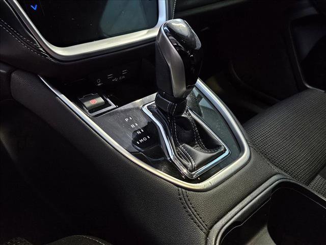 Used 2022 Subaru Outback Premium image 14
