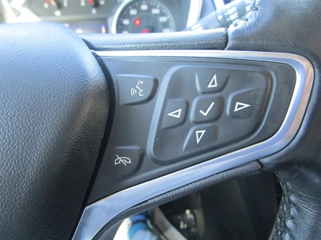 Used 2022 Chevrolet Equinox LT image 38