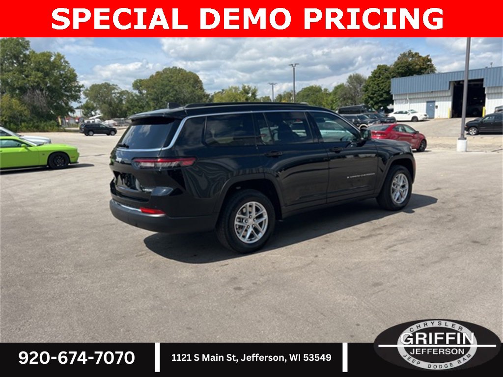 New 2025 Jeep Grand Cherokee L Laredo w/ Luxury Tech Group I image 10