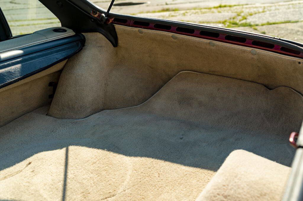 Used 1986 Porsche 944 Turbo image 68