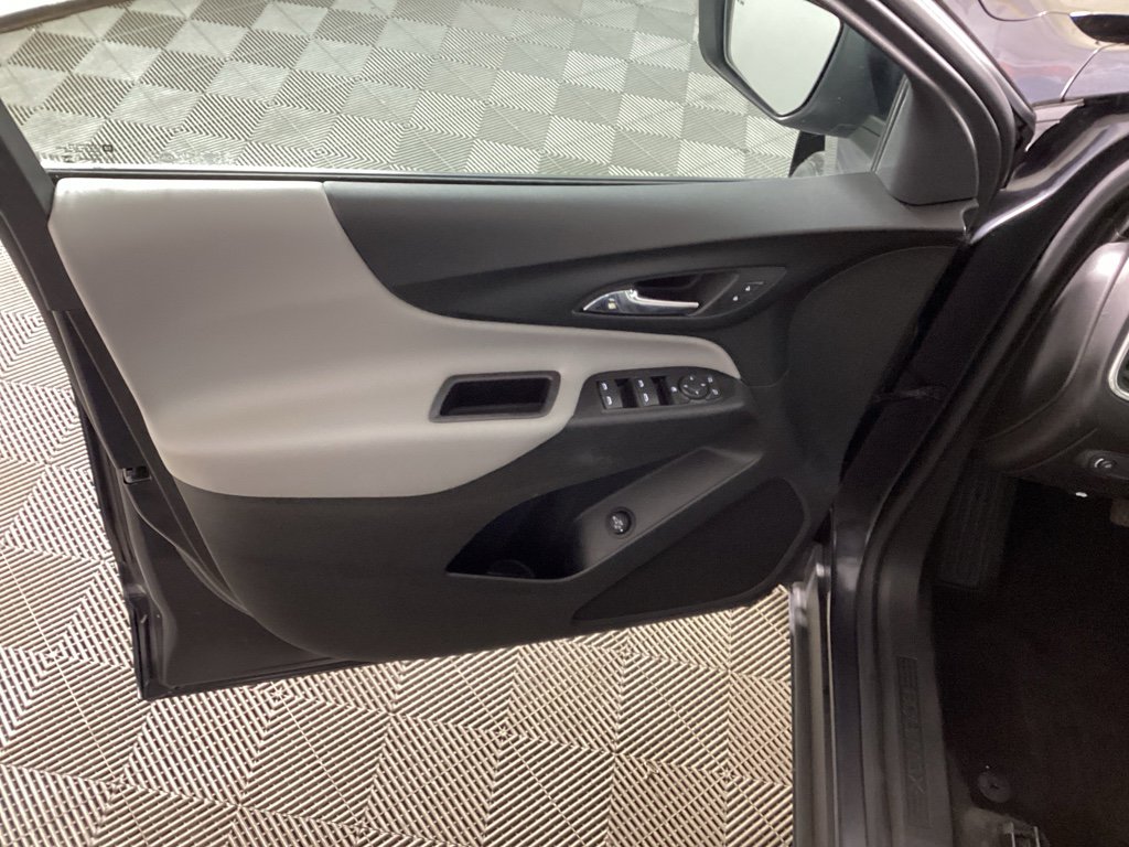 Used 2022 Chevrolet Equinox LT image 16
