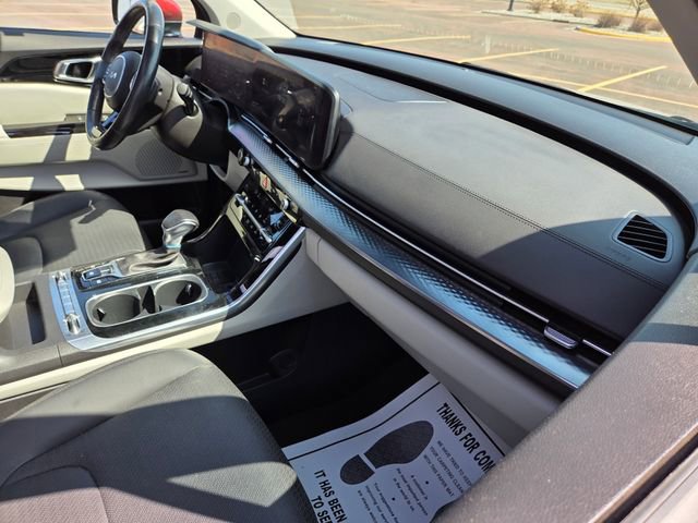 Used 2024 Kia Carnival SX Prestige FWD image 39