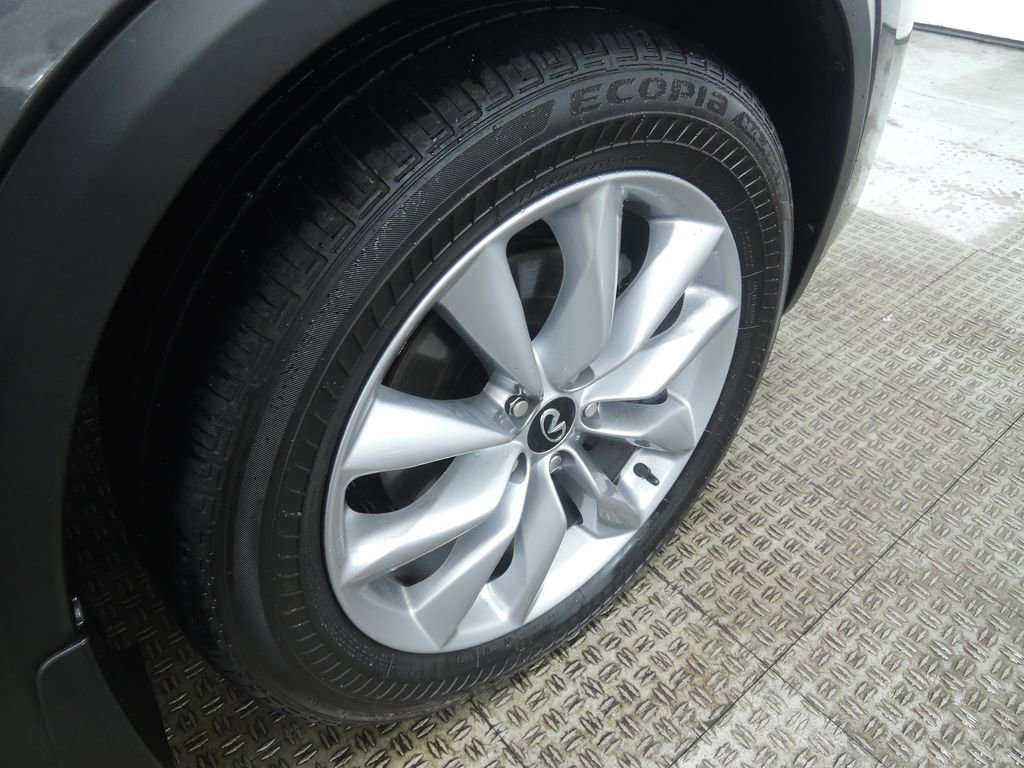 Used 2022 INFINITI QX50 Luxe image 40