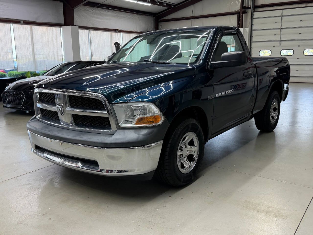 Used 2011 RAM 1500 Tradesman RWD image 5