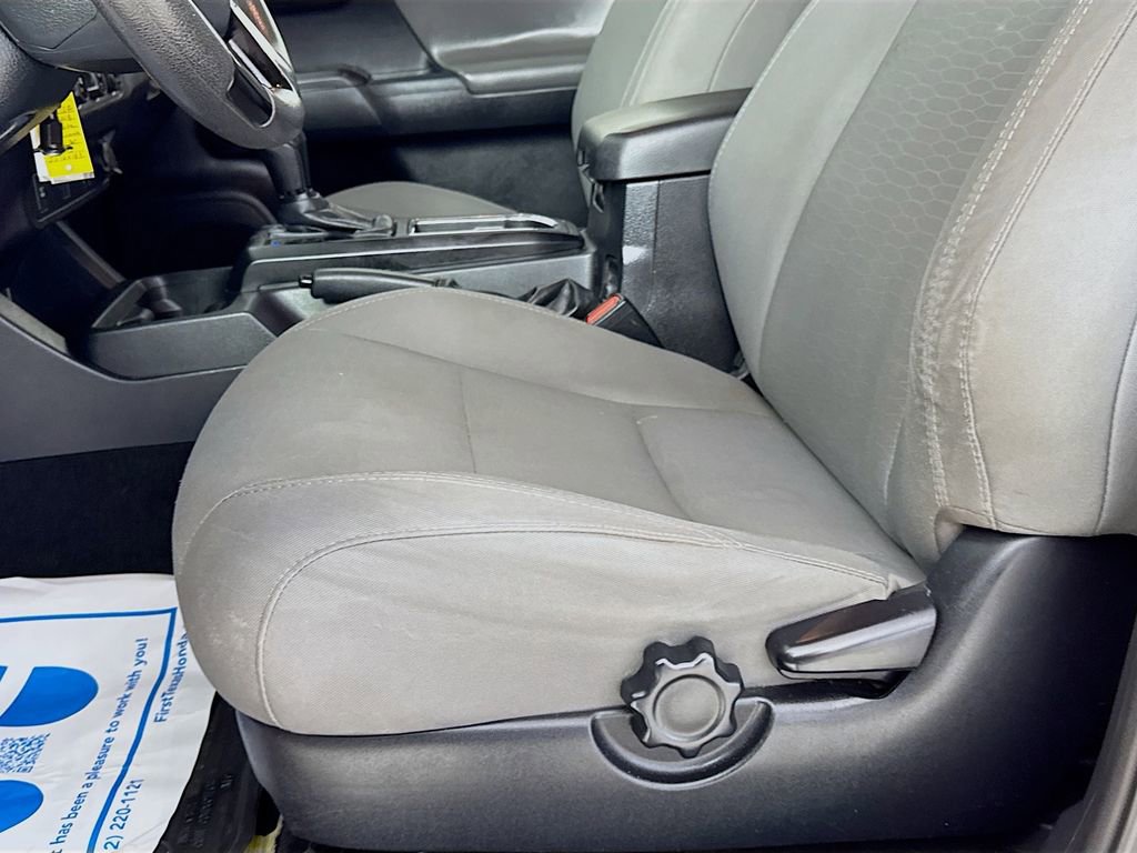 Used 2018 Toyota Tacoma SR w/ SR Convenience Package RWD image 24