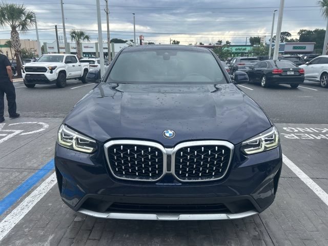 Used 2022 BMW X4 xDrive30i w/ Convenience Package AWD/4WD image 2