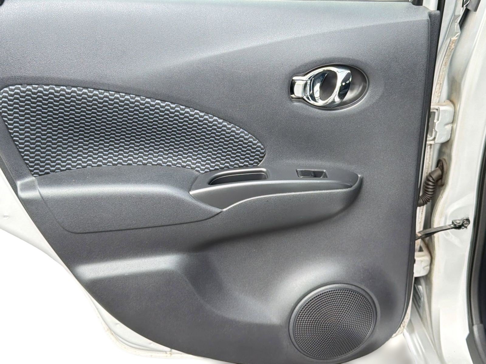Used 2014 Nissan Versa Note SV FWD image 28