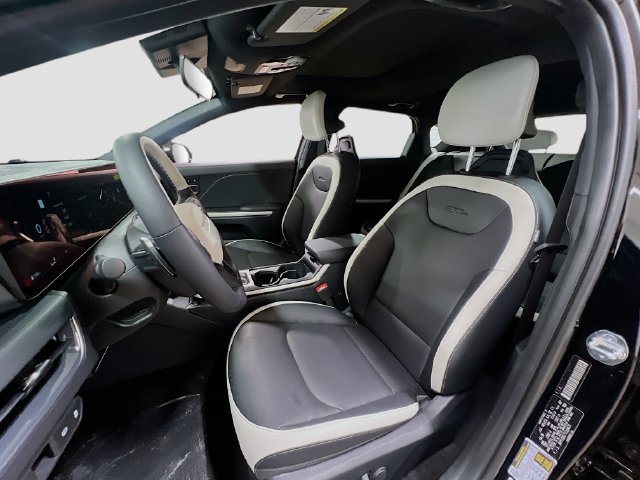 New 2026 Kia K4 GT-Line w/ GT-Line Premium Package FWD image 22
