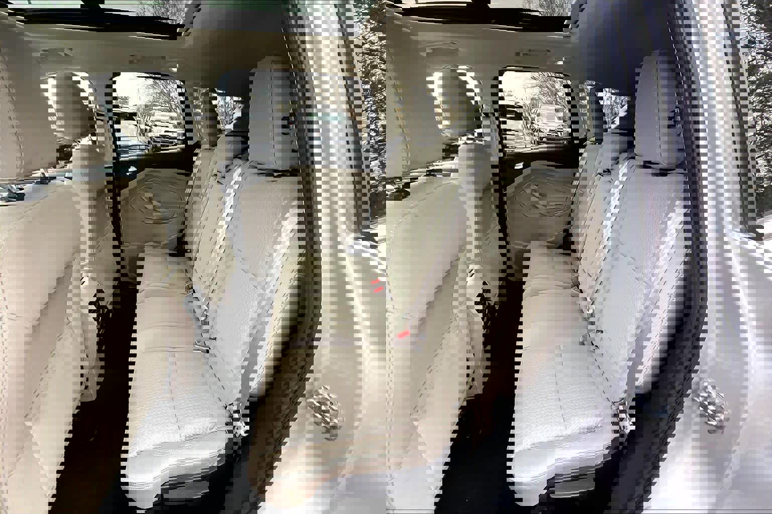 Used 2017 Ford Escape SE w/ SE Cold Weather Package image 20