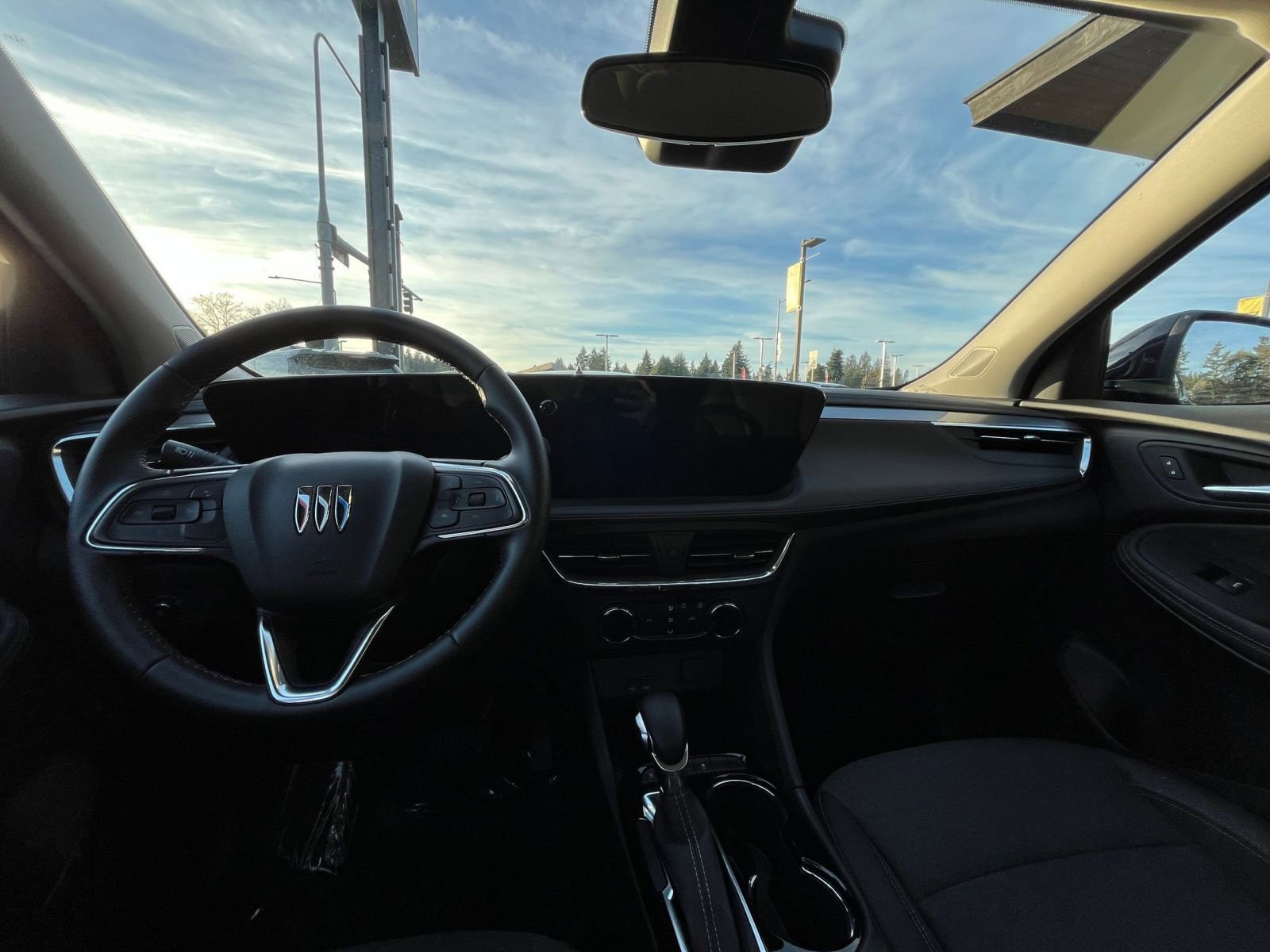 Used 2025 Buick Encore GX Preferred image 34