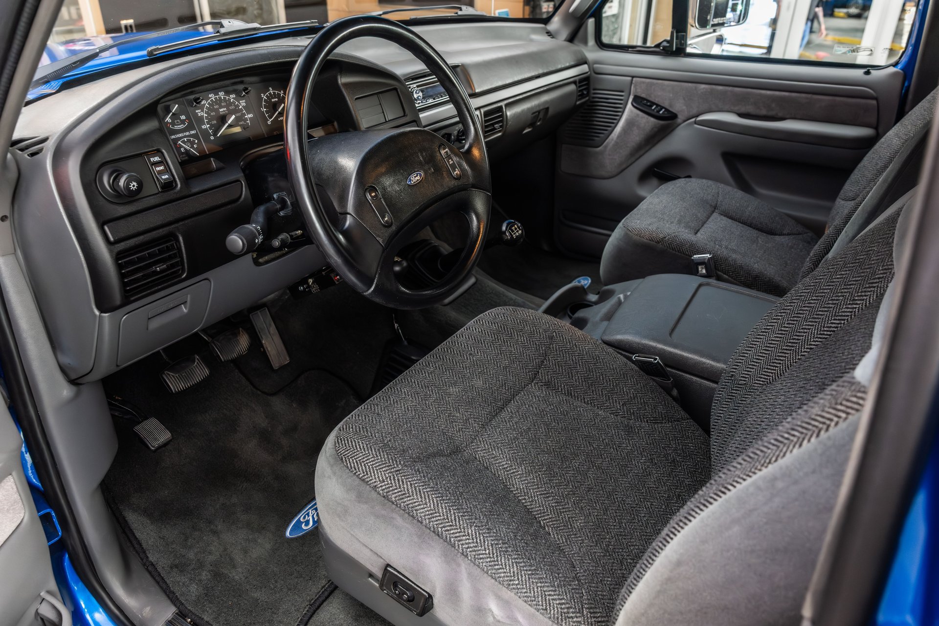 Used 1992 Ford F250 4x4 SuperCab image 2