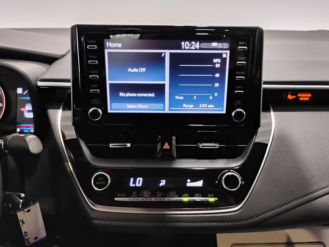 Used 2020 Toyota Corolla SE image 8